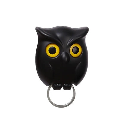 Owl magnetic keys holder with strong magnets and adorable design.